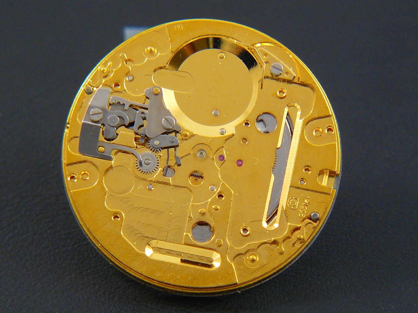 Concord Saratoga Silver-Gold cadran, aiguilles, date, incompl. ETA mouv....