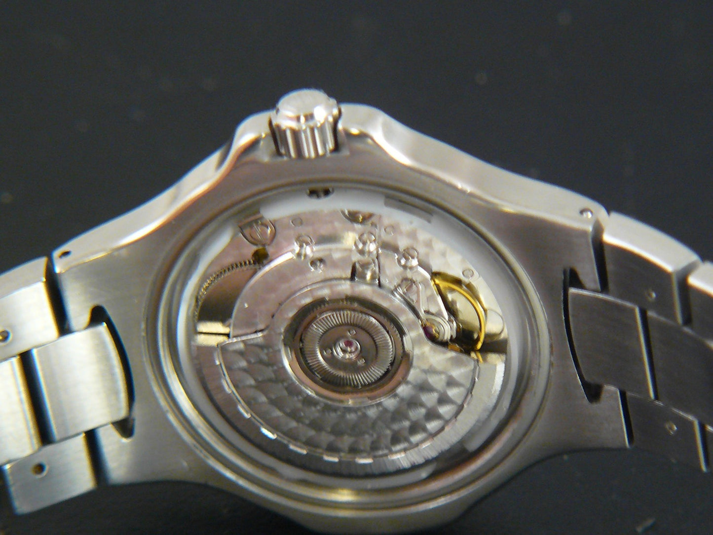 Chronomètre TAG Heuer Kirium nouveau mouvement lire texte. Cosmétiquement...