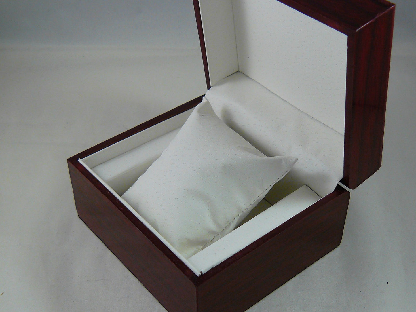 New watch box Rose wood, white leatherette pillow inside, quick shipping from EU