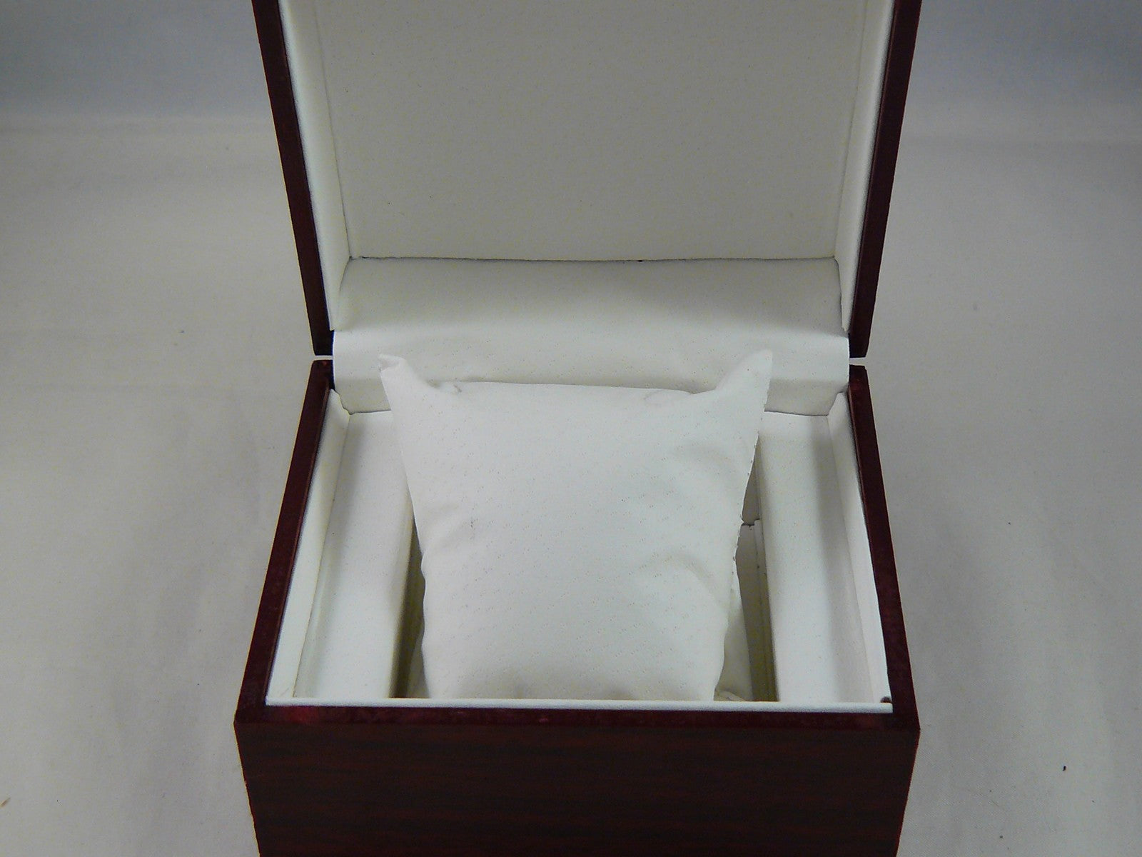 New watch box Rose wood, white leatherette pillow inside, quick shipping from EU